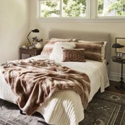 Londonberry Turned Metal Accent Table Black - Threshold 18 Londonberry Turned Metal Accent Table Black - Threshold -Bedroom Furniture Store GUEST 44ede14b fd70 499f 8598 6900caa64fb1